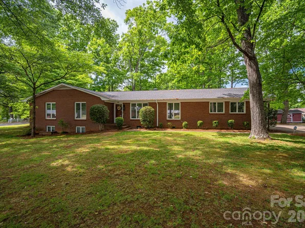 602 Lee St, Kings Mountain, NC 28086