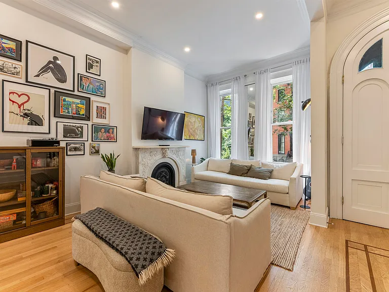 8 Paulmier Pl — Photo 6