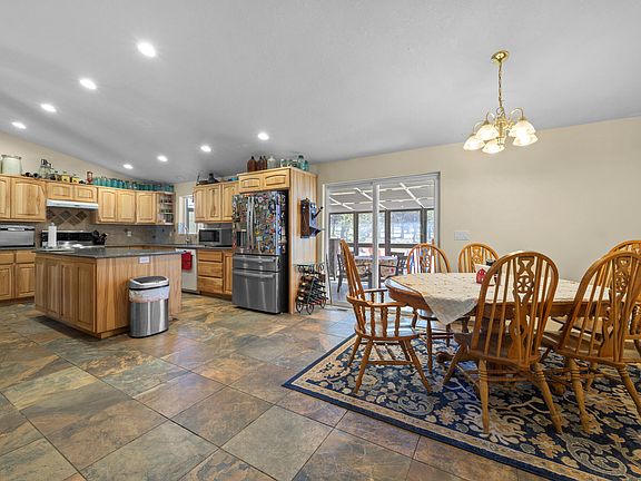 5th image of 12186 SE Juniper Canyon Rd