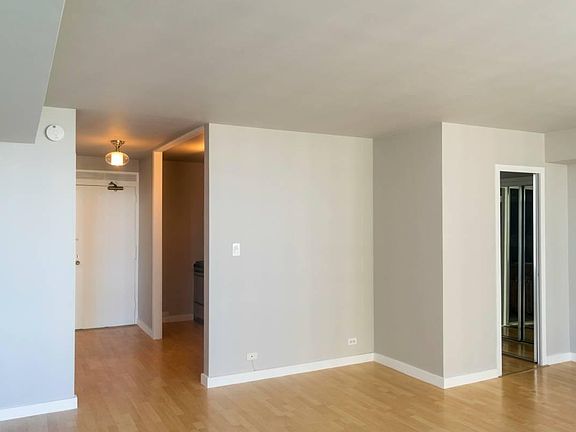 3rd image of 3600 N Lake Shore Dr APT 1917