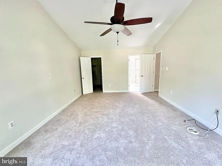 21326 Thimbleweed Ct — Photo 19