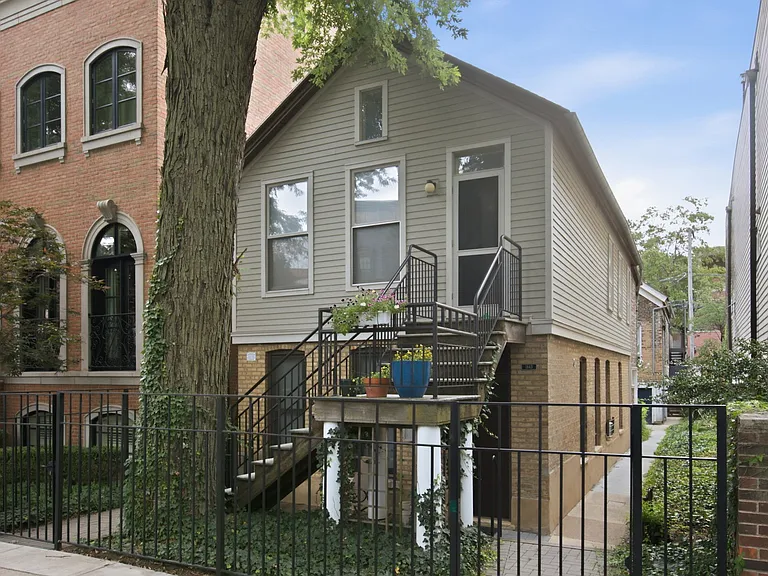 1843 N Bissell St #G — Photo 1