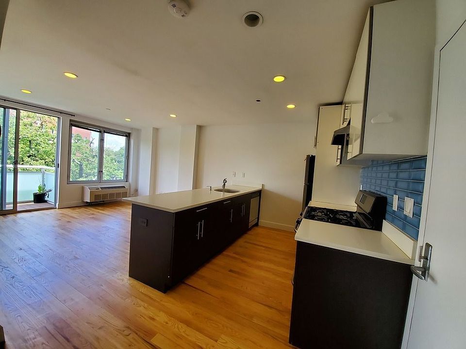 1st image of 8285 116th St #5B