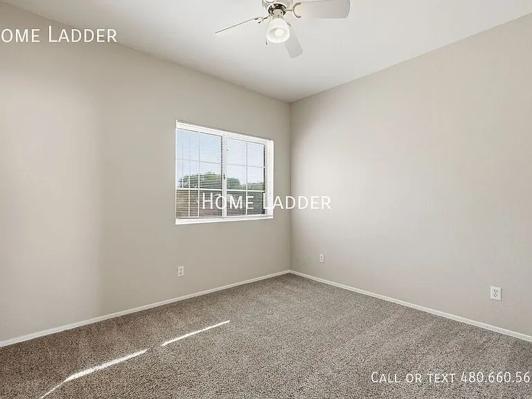 599 W Country Estates Ave — Photo 18