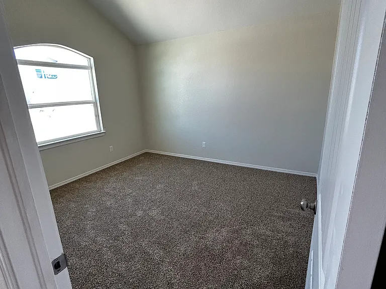 13940 Sky Harbor Ave — Photo 11
