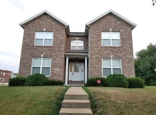 5364 Maple Ave, Saint louis, MO 63112