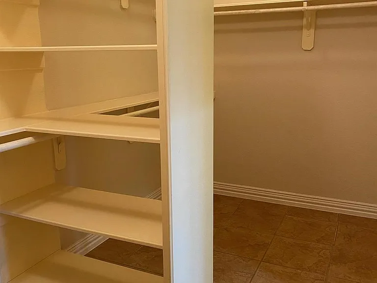 11815 Canyon Mills Dr — Photo 17