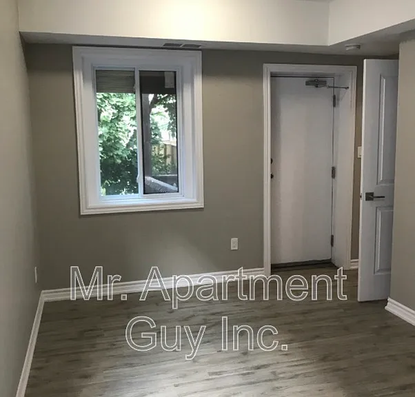 827 Main St E #203 — Photo 2