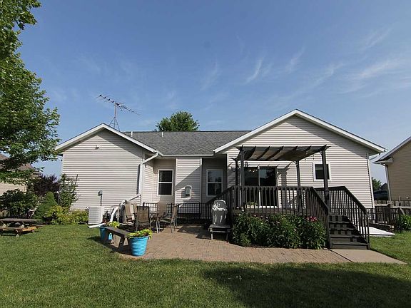 4th image of 1045 Cory Ct