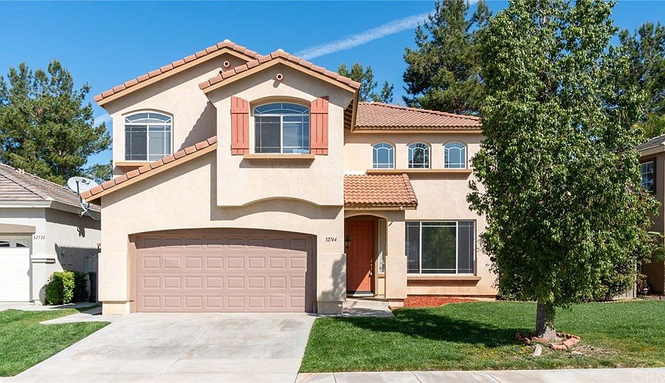 1st image of 32744 Castana Dr