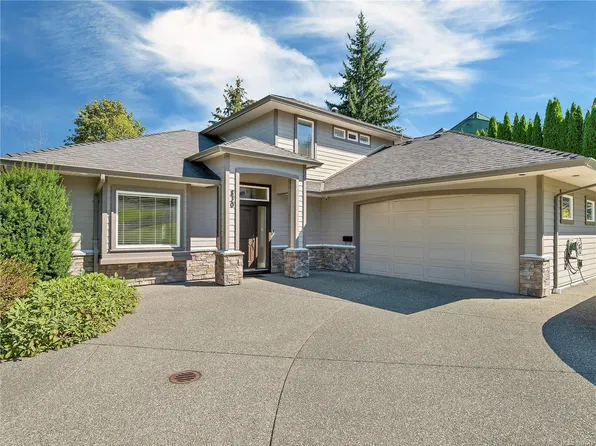 830 Pinecrest Rd, Campbell River, BC V9W 3P3