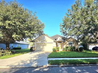 824 Songbird Dr, Orange Park, FL 32065