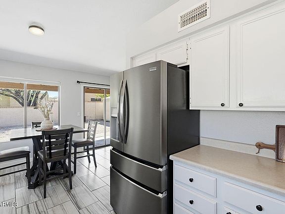 4th image of 14668 N KINGS Way
