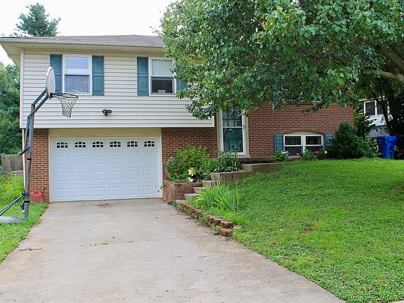 3rd image of 3304 Beaver Creek Dr