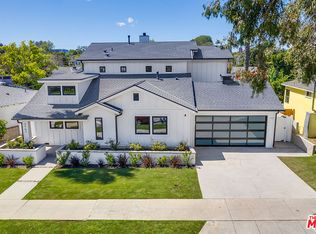 4963 Clybourn Ave, North Hollywood, CA 91601