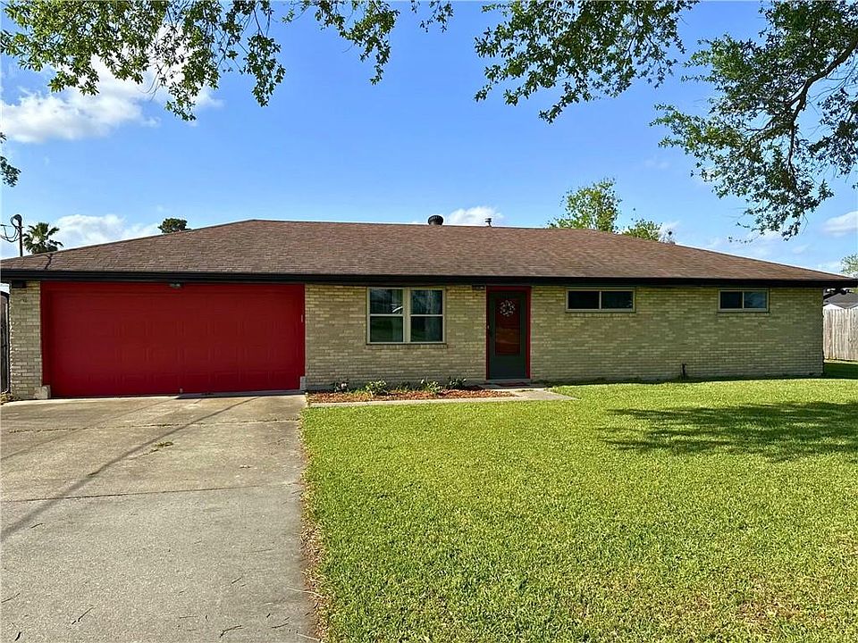 1st image of 2716 Pritchard Rd