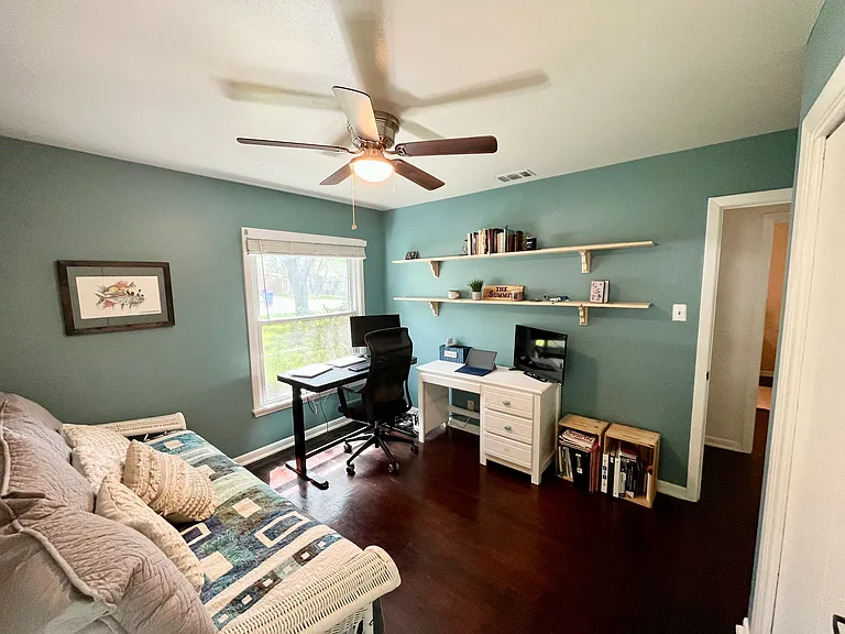2931 Chisolm Trl — Photo 17