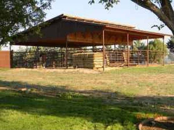 Barn