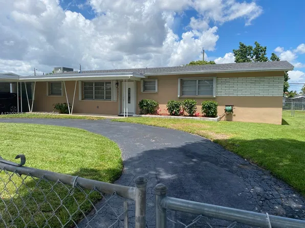 467 W 43rd Pl, Hialeah, FL 33012