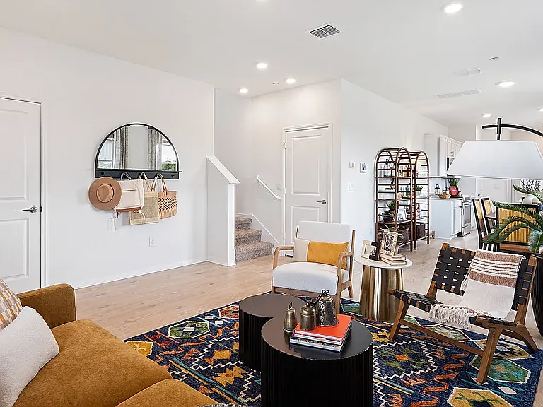 2512 Violet Theo Ln — Photo 5