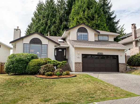 2670 Brewster Dr, Coquitlam, BC V3B 7A4