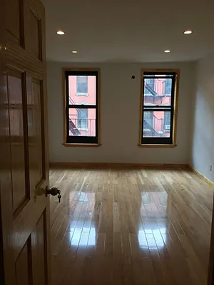 Rented by Jade Stone Real Estate Consulting | media 39