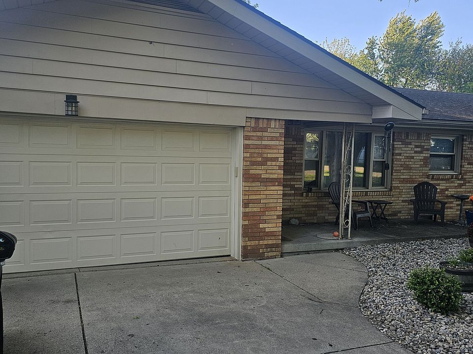 1st image of 232 Suburban Dr