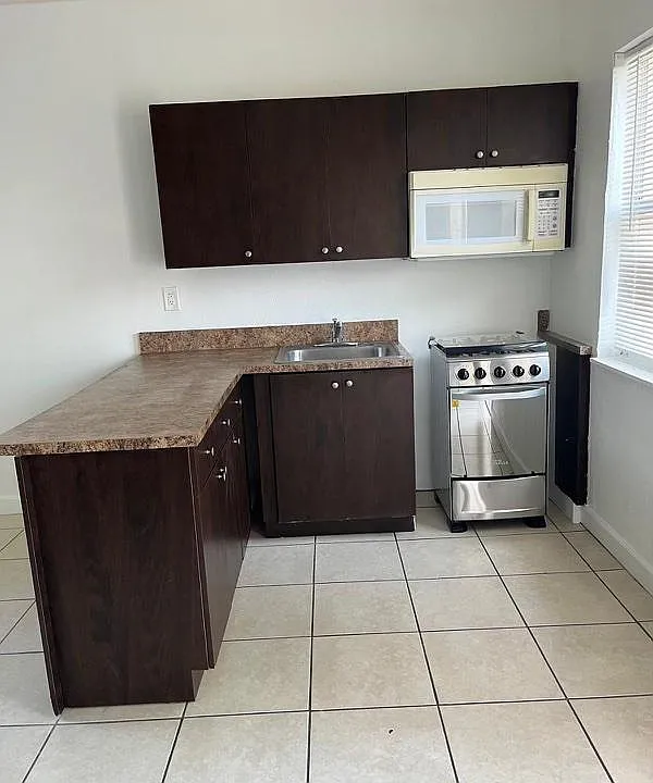 12820 NW 17th Pl