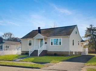 7 Nason Rd, Saugus, MA 01906