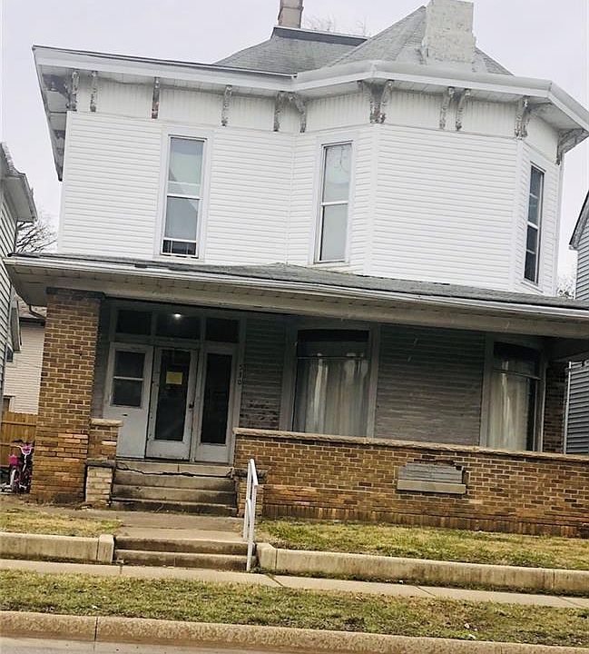 1st image of 530 N Main St