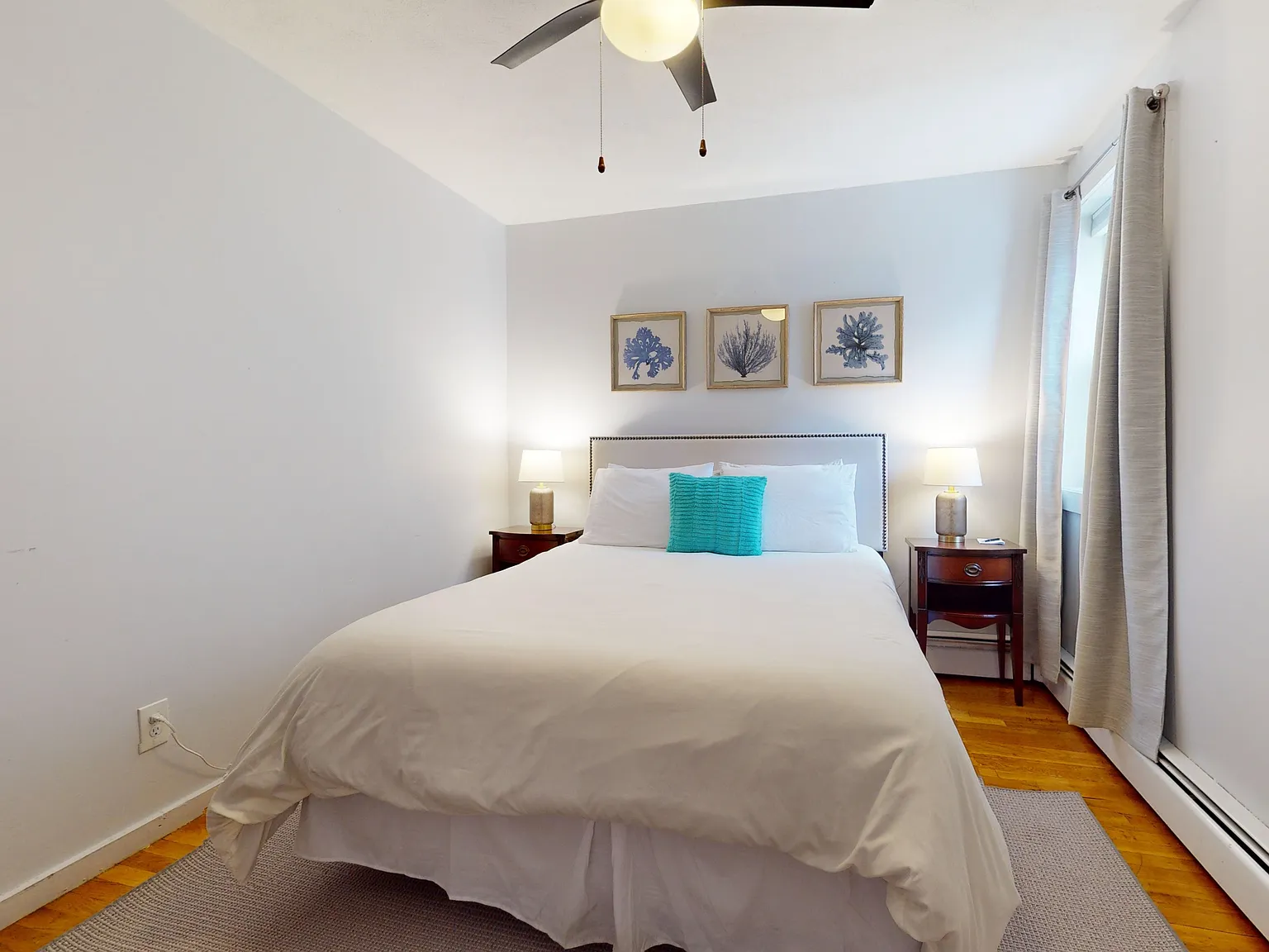 1 bed, 1.0 bath, 700 sqft, $4,000 — Photo 2