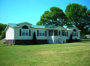 1673 Market Dr, Sophia, NC 27350