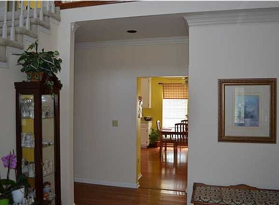 5th image of 6615 Woody Cove Ln