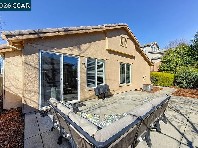 4173 Torrazzo Way — Photo 32