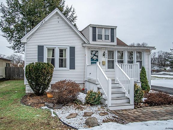 3rd image of 620 Engleman Ave