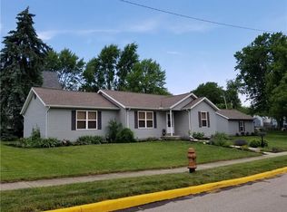 6 School St, Mechanicsburg, OH 43044