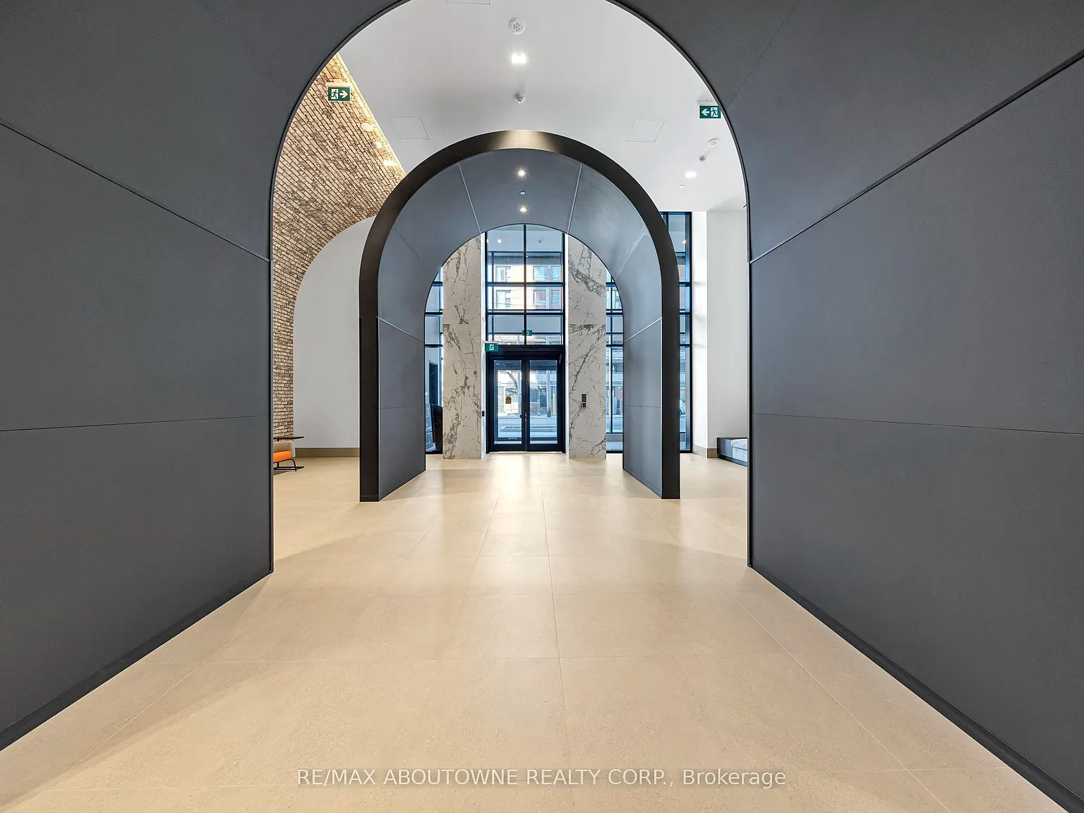 2 bed, $2,100 — Photo 3