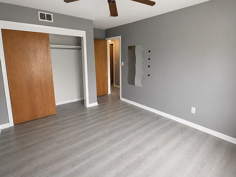 16004 Nelacrest Rd #5 — Photo 10