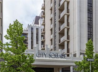 85 Robinson St Unit 1010, Hamilton, ON