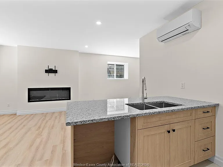 849 Ford Blvd #LOWER — Photo 11