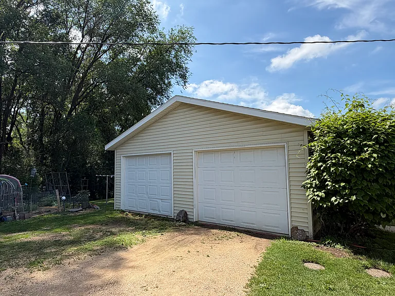 1116 Spruce Dr — Photo 10