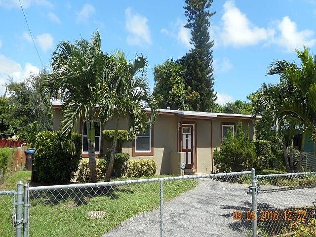 1st image of 1017 NW 12th Street