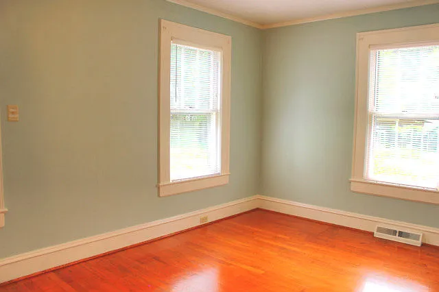 303 W Carver St — Photo 6