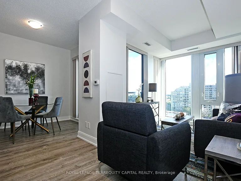 9608 Yonge St #1011 — Photo 11