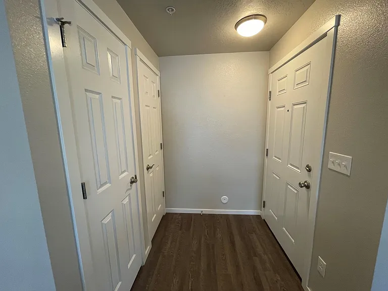 Tree Valley Village Apartments — Photo 21