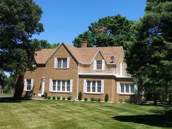 1003 Egyptian Trl, Tuscola, IL 61953