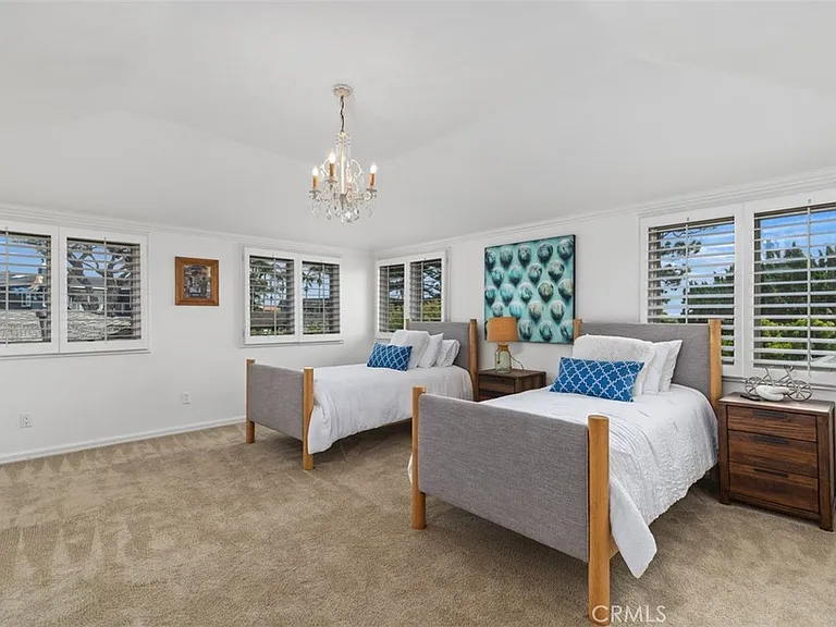 100 S La Senda Dr — Photo 39