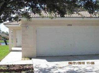 13438 SW 23rd St, Hollywood, FL 33027
