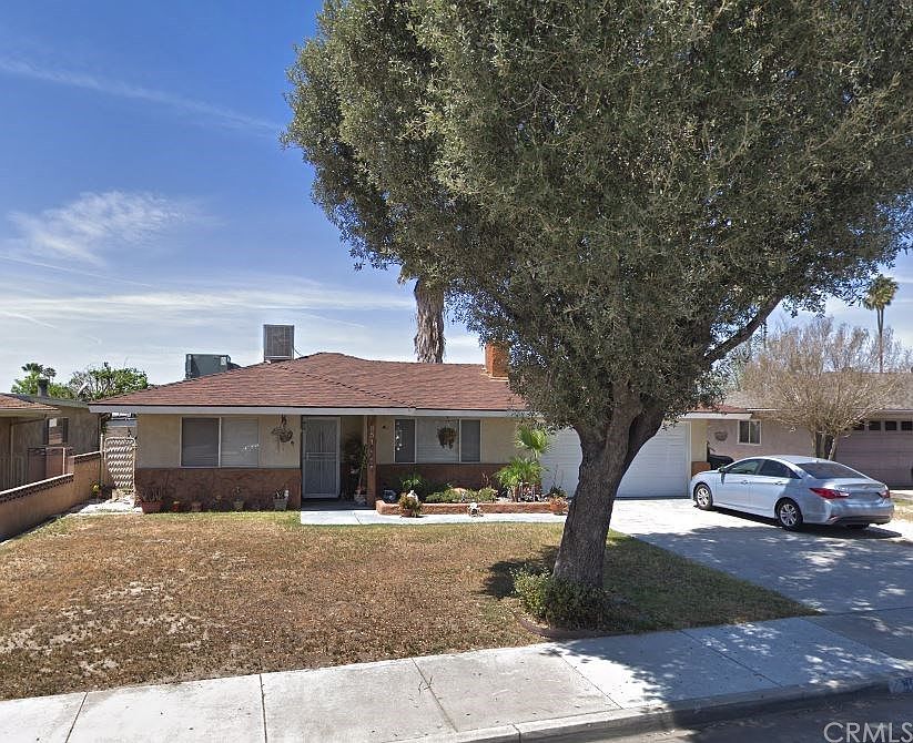 1st image of 951 Malaga Pl