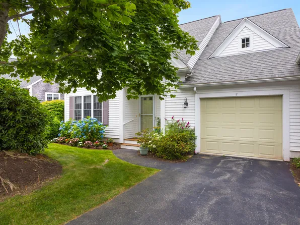 9 Stratford Ridge, Mashpee, MA 02649
